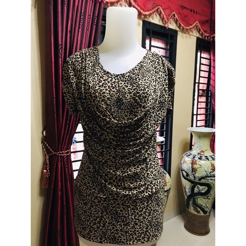 Leopard motif macan blouse bahan melar adem premium