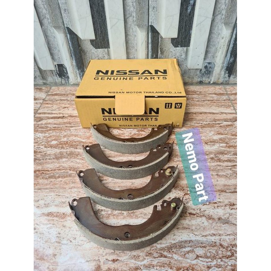 Brake Shoe Shoes Kampas Rem Belakang Nissan Livina - Grand Livina - X Gear Latio X-Gear 2012 2013