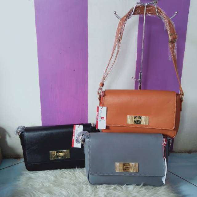 Tas selempang Elizabeth