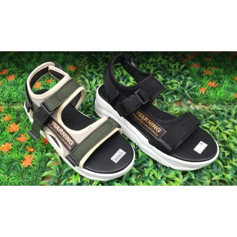 SANDAL GUNUNG/OUTDOOR WANITA YF 06