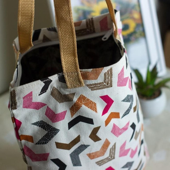 TOTE BAG WANITA TOTEBAG PRIA CANVAS MOTIF GOOD QUALITY WITH RESLETING KODE - 047