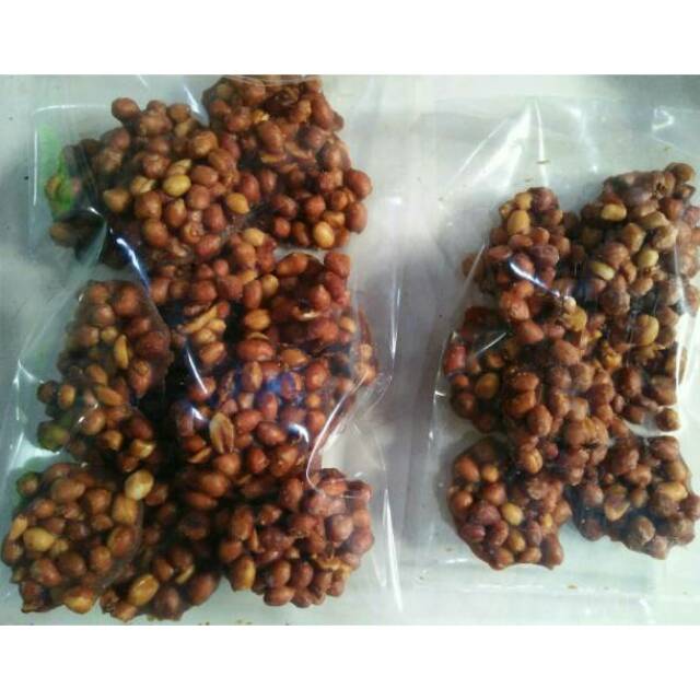 

Ampyang kacang/gula kacang