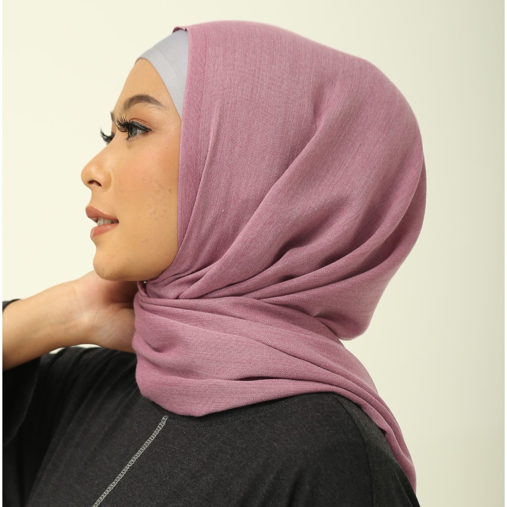 Dauky Hijab Selendang Pashmina Audie  Agnella Polycotton-F audie Salem