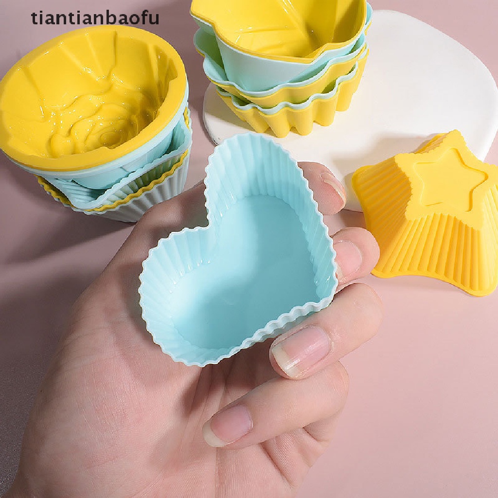 2pcs / Set Cetakan Kue Muffin Cupcake Bentuk Bulat Persegi Hati 3D Bahan Silikon Untuk Dekorasi Dapur