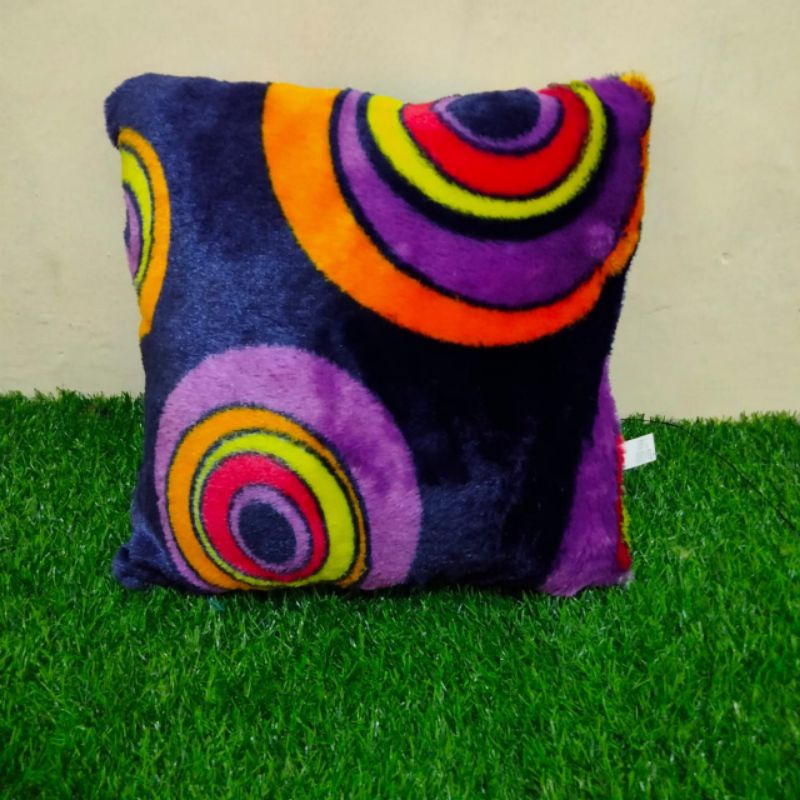 BANTAL SOFA BESAR  MOTIF &quot; YELVO PRINT MOTIF&quot; ukuran 50 x 50 cm