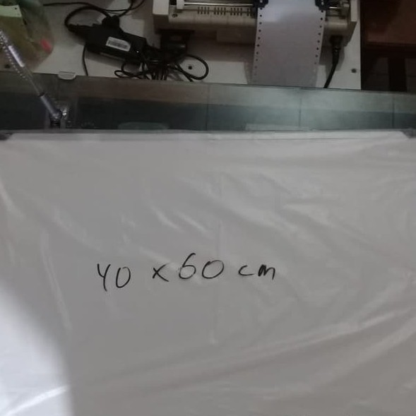 

PAPAN WHITE BOARD PUTIH+HITAM UK.40x60