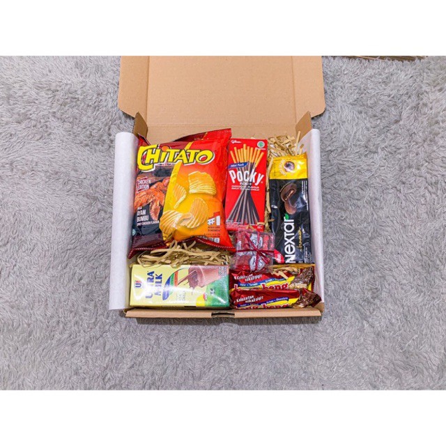 

SNACKBOX/GIFTBOX RED EDITION (1)