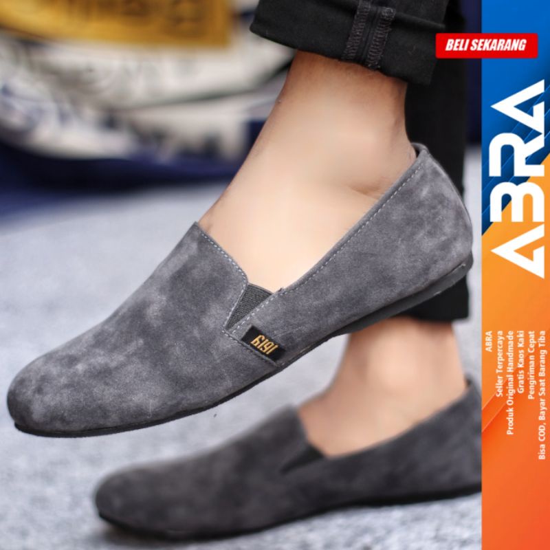 CORD Sepatu Slip On Casual Kulit Pu Kasual Slop Anti Slip Semi Formal Kerja Kondangan kuliah Gaya Keren Original Murah Pria/Cowok