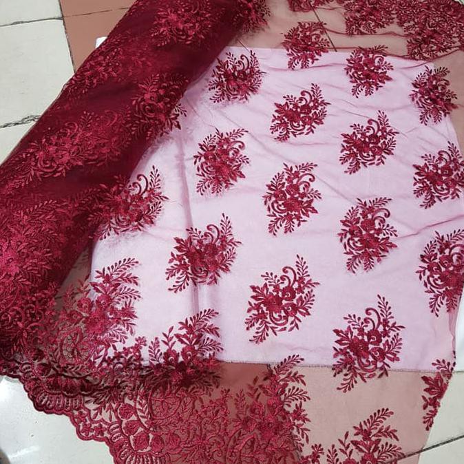 BEST SALE] KAIN TILE RENDA BORDIR IMPORT TILE BROKAT KOREA. BAHAN KEBAYA DRESS - Hitam