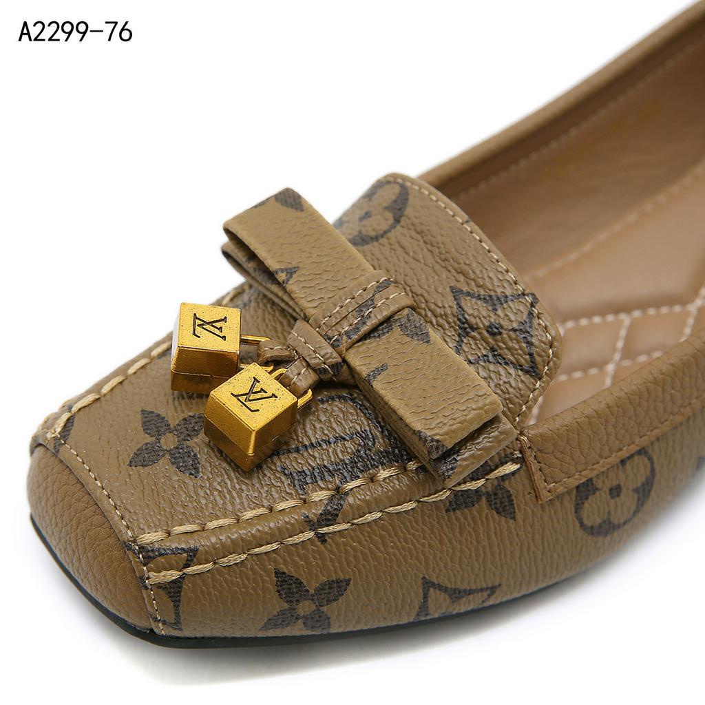 A2299-76 Moccasin