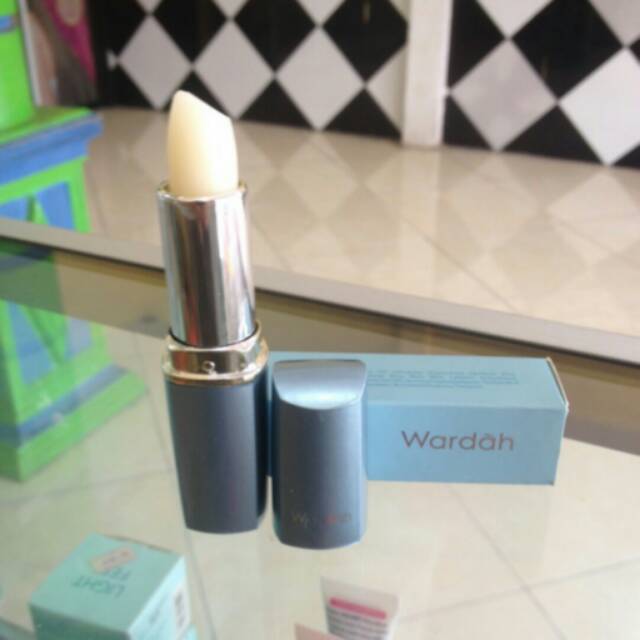 Lip gloss wardah