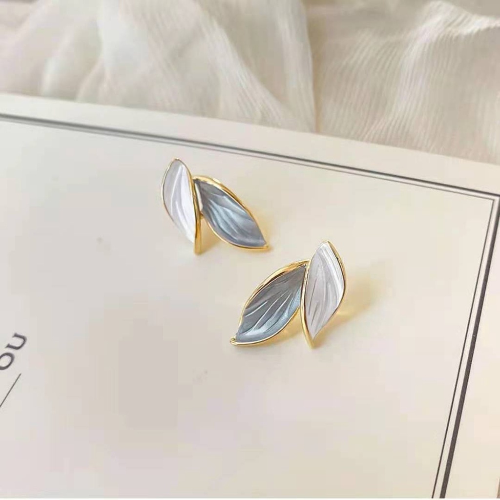 Qili sentuhan biru 2 perak pin anting-anting Baru in Trendi daun desain fashion anting-anting stud f