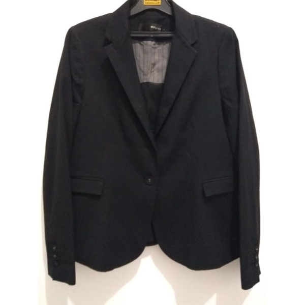 PL blazer hitam invio