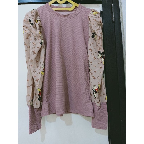 atasan floating by extu