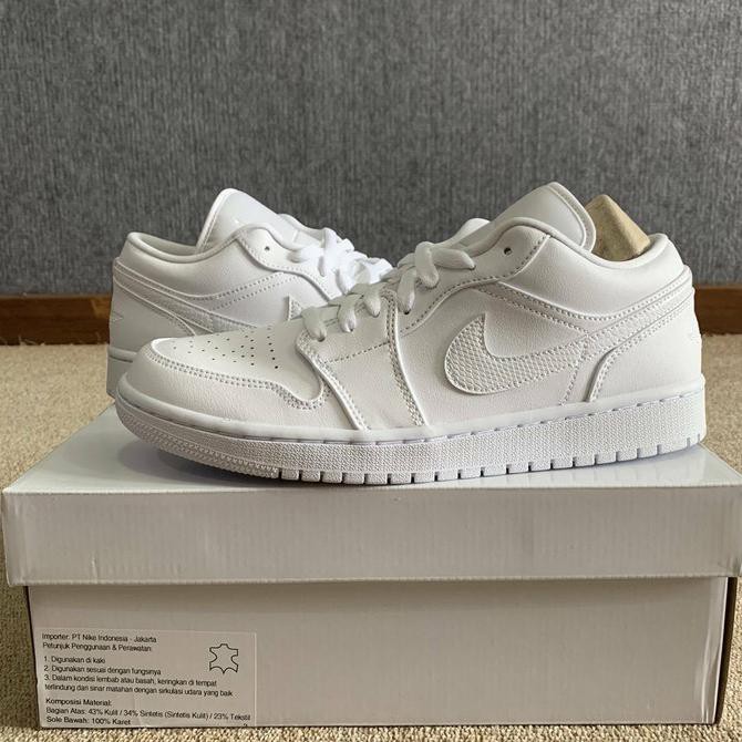 Ekstra Casback Snikers Pria❣☞ Nike Air Jordan 1 Low Triple White MURAH