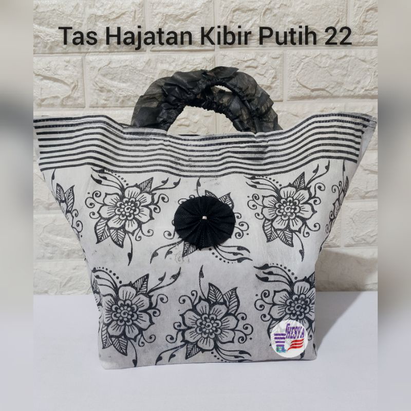 

Tas hajatan kibir putih 22 (22.22.30)