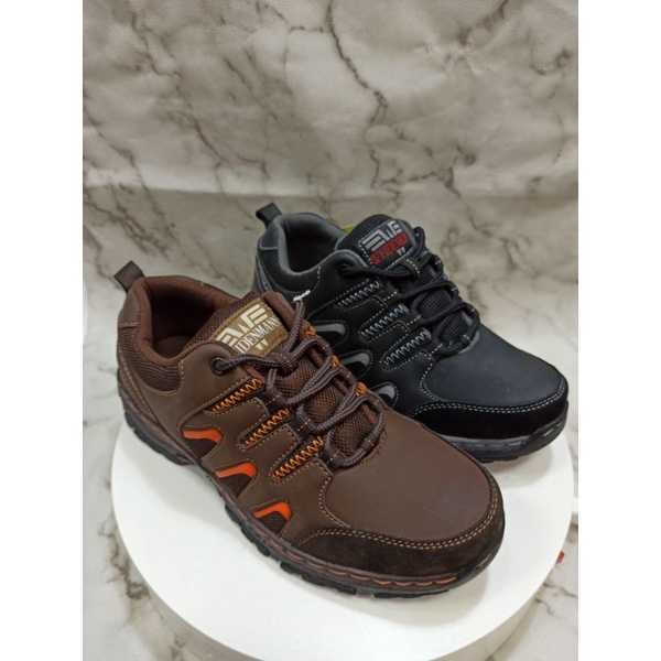 Sepatu Pria Weidenmann Stinger 05