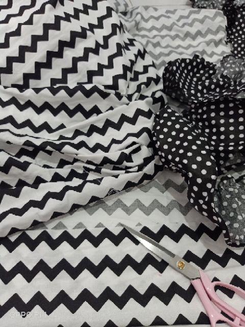 Kain Sprei Meteran Baby Retro Line Dotie Onyx Star