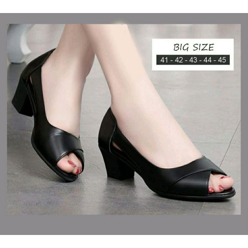 Higheels MK-1 Hitam / Pantofel Big Size Ukuran JUMBO 41 42 43 44 45 Heels Formal SPG Kaki Gemuk hitam , 44