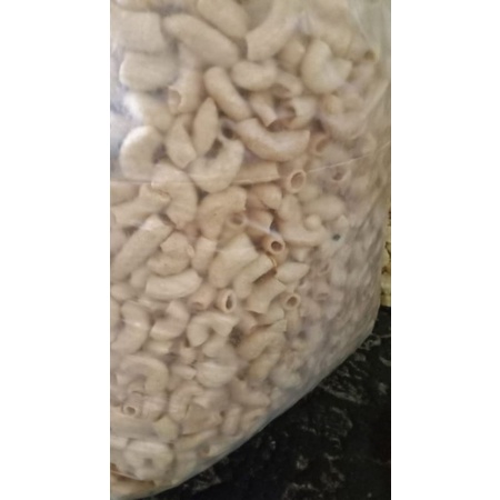 

makaroni (matang, 1/2kg perbungkus)
