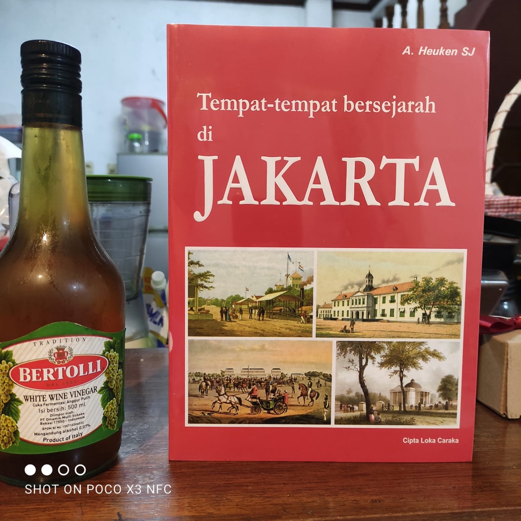 Buku Tempat-tempat Bersejarah di Jakarta