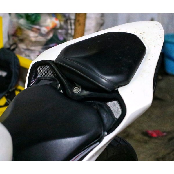 

cover tank cbr 150 k45g Facelift body cbr Facelift body belakang cbr model cbr250RR body cbr Facelift undercowl cbr Facelift visor