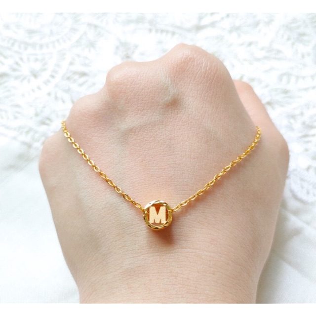 Set Kalung Nory dan Liontin Huruf M Elegant Emas Asli