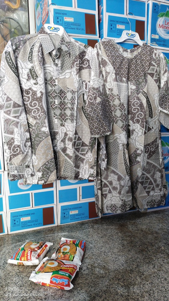 Maura Couple - Sania Ruffle Batik Couple Ori Ndoro Jowi Garansi Termurah Shopee - Batik Modern