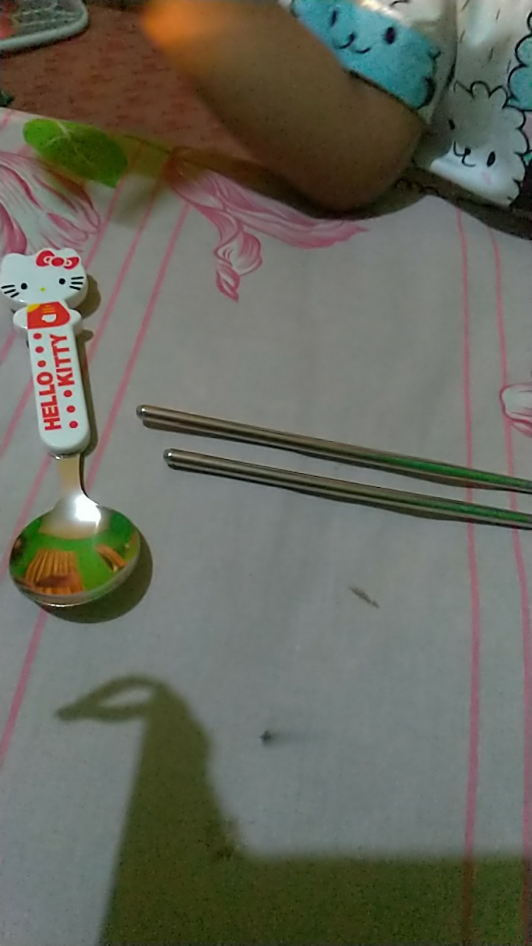 Set Sendok Dan Sumpit Karakter  New