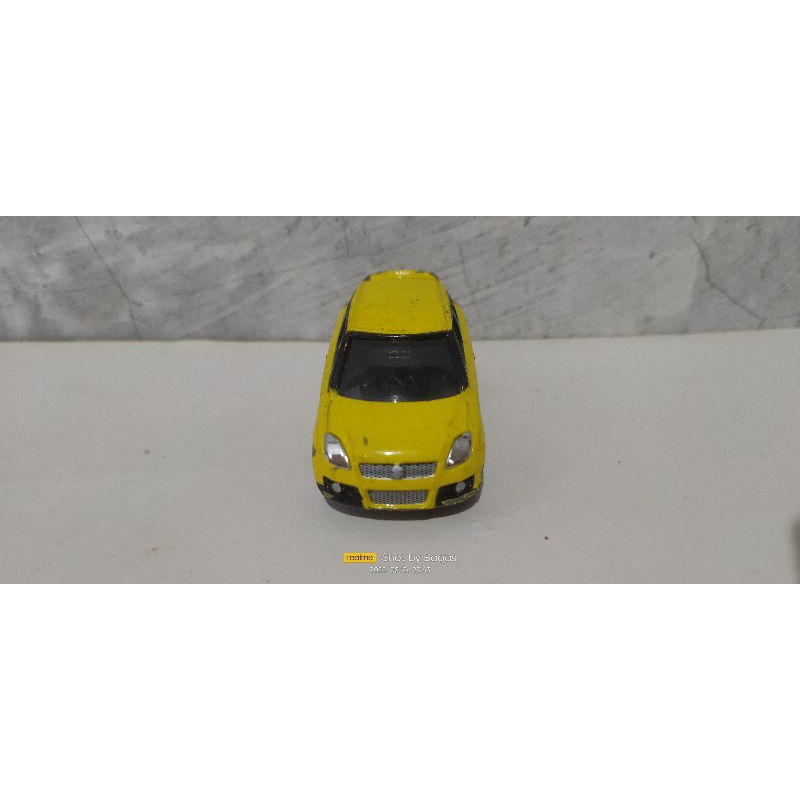 Tomica Suzuki Swift