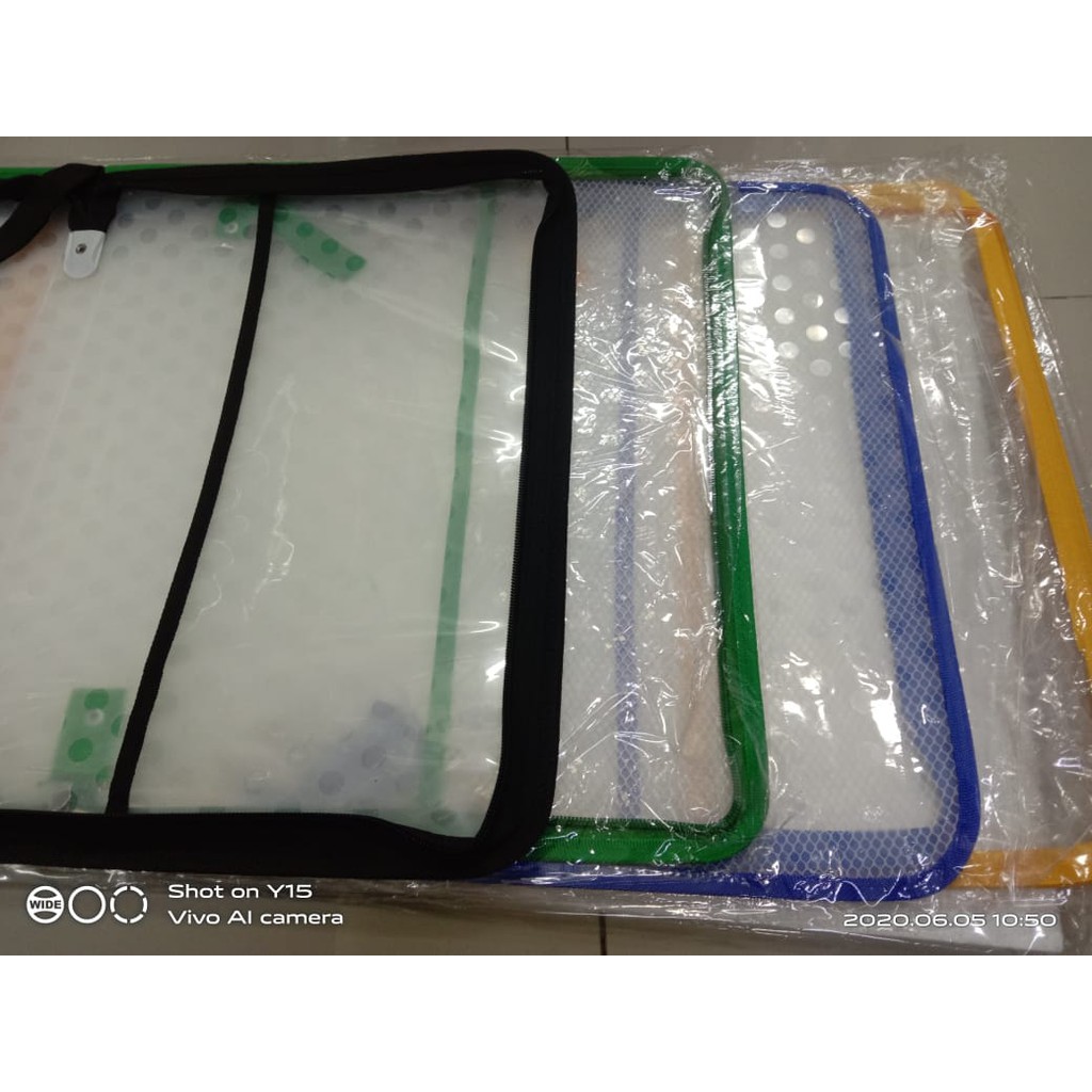 

TAS ZIPPER BAG FC COLORS