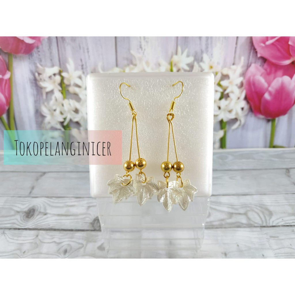 Anting Fashion Wanita Korea Anting Hijab Kekinian Mote Daun Manik By Tokopelanginicer-GIWANG-KERABU