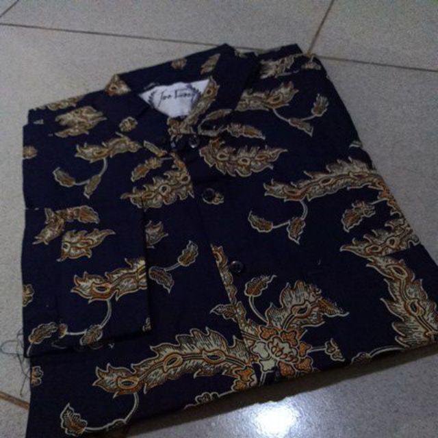 Credomenstore 7752 Kemeja Batik Pria Lengan Panjang Navy Floral
