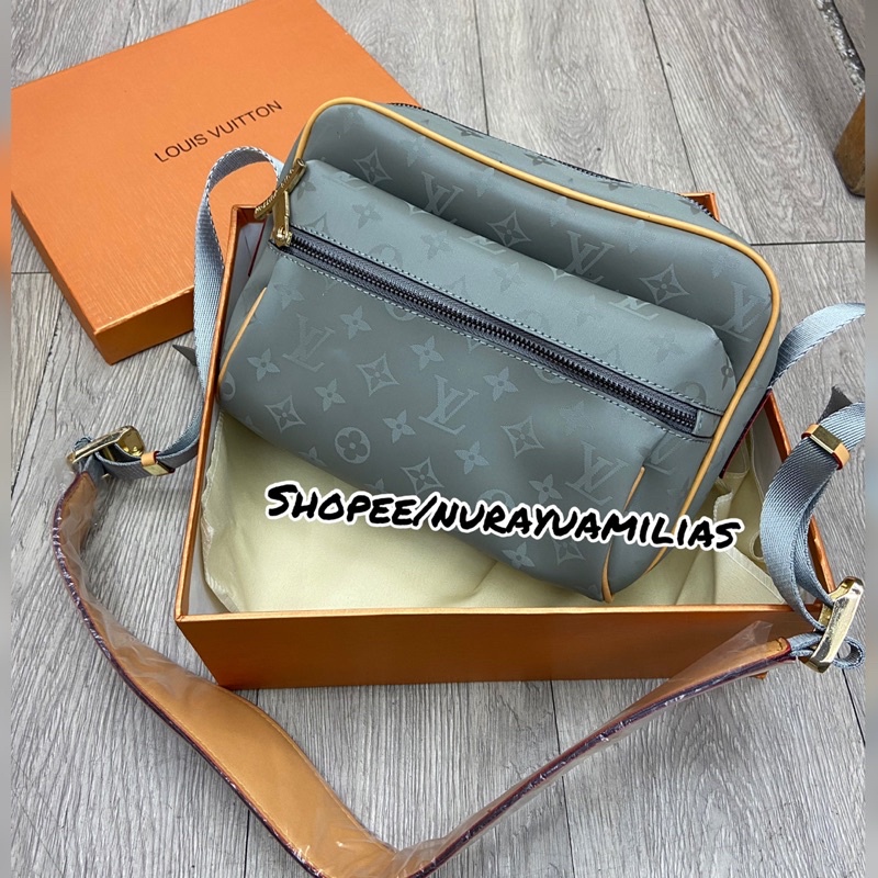 Jual Waistbag LV free Box import Quality waist bag pria & wanita