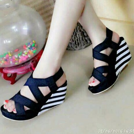 PROMO!!! Wedges Wanita Motif Belang SDW71