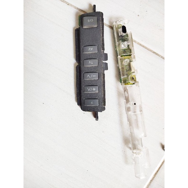 SENSOR + TOMBOL LCD TV Panasonic TH L32C10X2 ORIGINAL