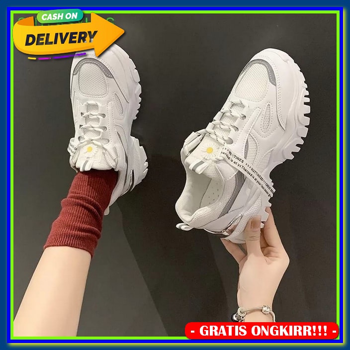 Sepatu Senam Aerobik Zumba Olahraga Aerobic Wanita Putih Zoom Pelangi Termurah Sneakers Running Spor