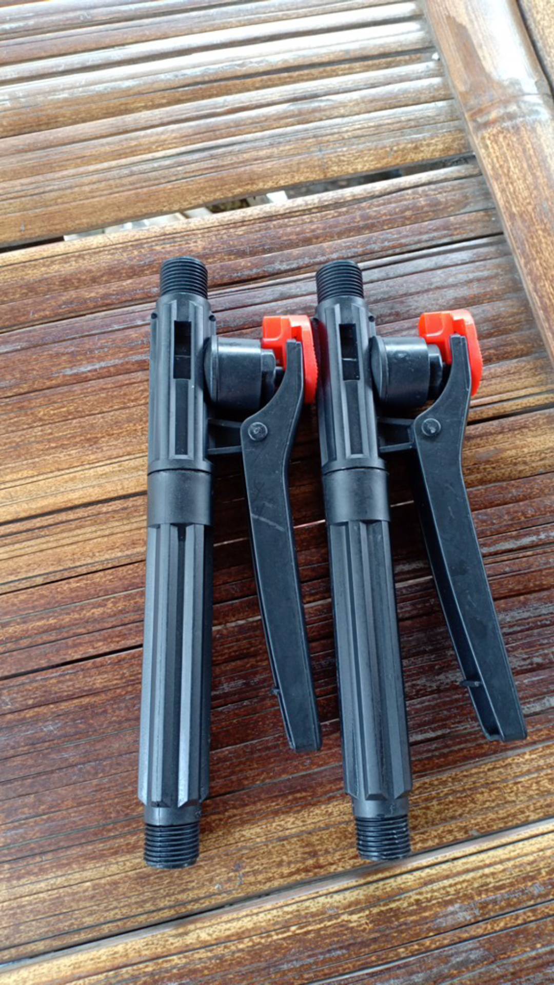 Handle Pencetan Sprayer Elektrik