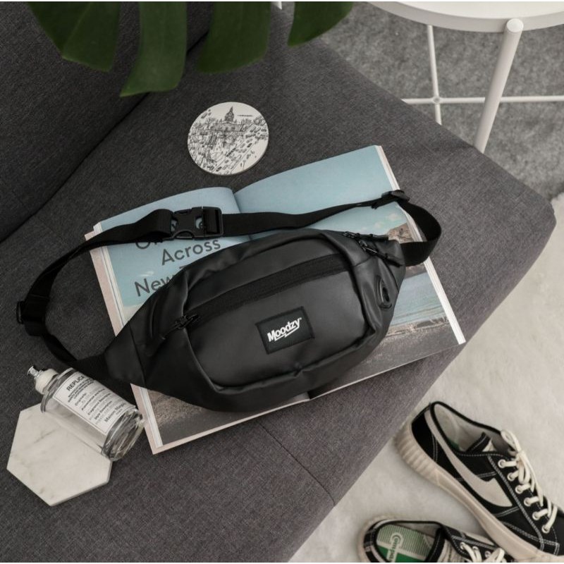 Waistbag Slingbag Tas Pinggang Moodzy Waterproof Premium Black