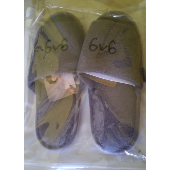 TAEMIN 6v6 x SPAO - Slippers (Official)