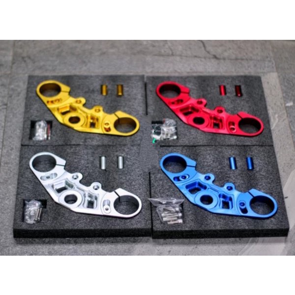 Triple Clamp R15 V3 Tm