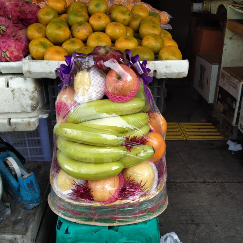 

buah parcel lengkap manis