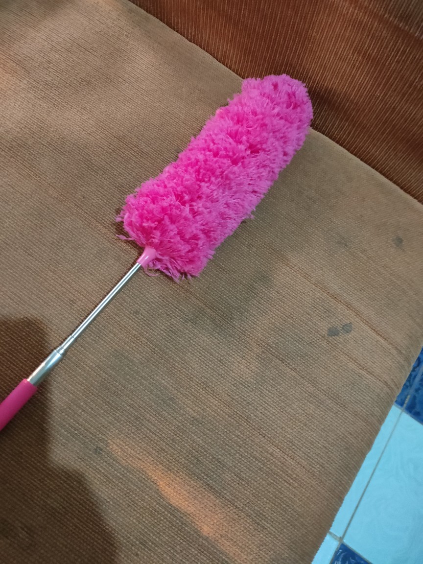 Kemoceng Teleskopik Bahan Microfiber Untuk Membersihkan Debu Mobil