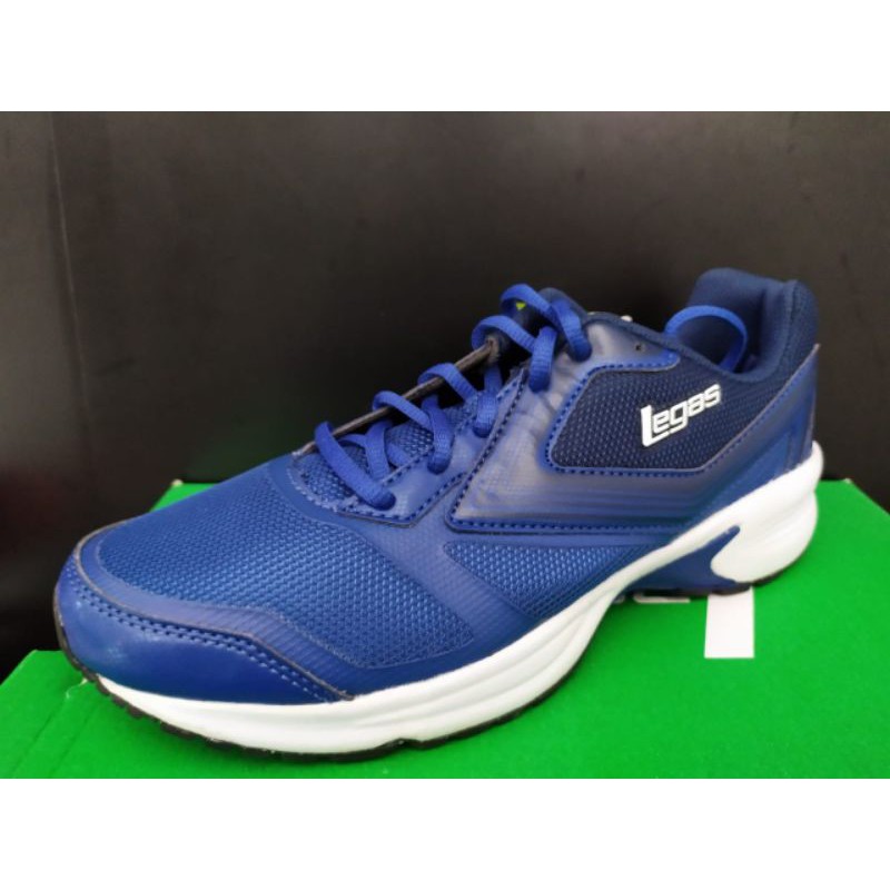 Sepatu Lari Legas Male Nova 102028441