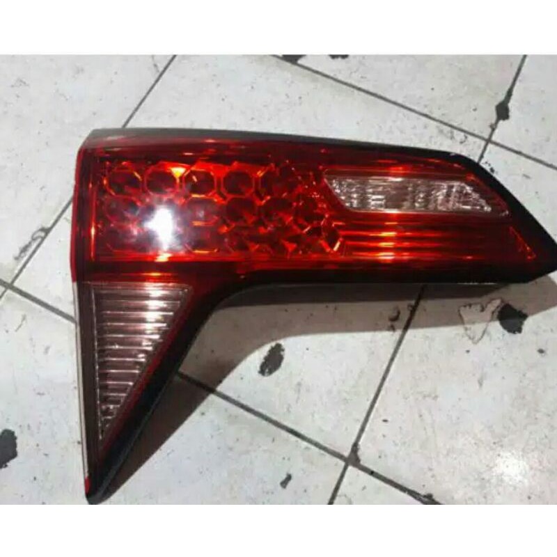 Lampu pintu bagasi HRV kiri