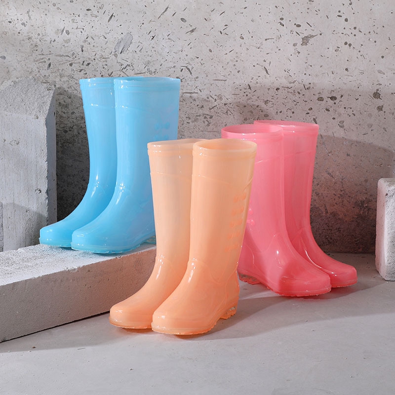 rubber boots non slip