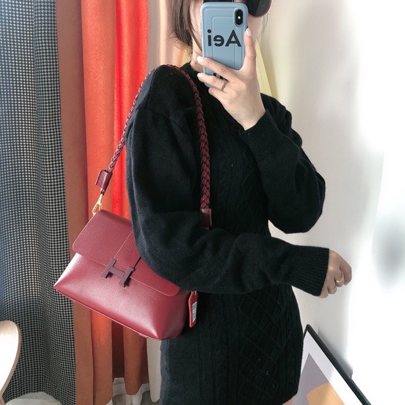 MV_Marvelouz MV137681 Tas SELEMPANG Fashion Wanita Kekinian ada 2 Model Tali Motif kepang dan Talpan 1kg bisa 2 tas supplier tas import CR7681 BQ3426