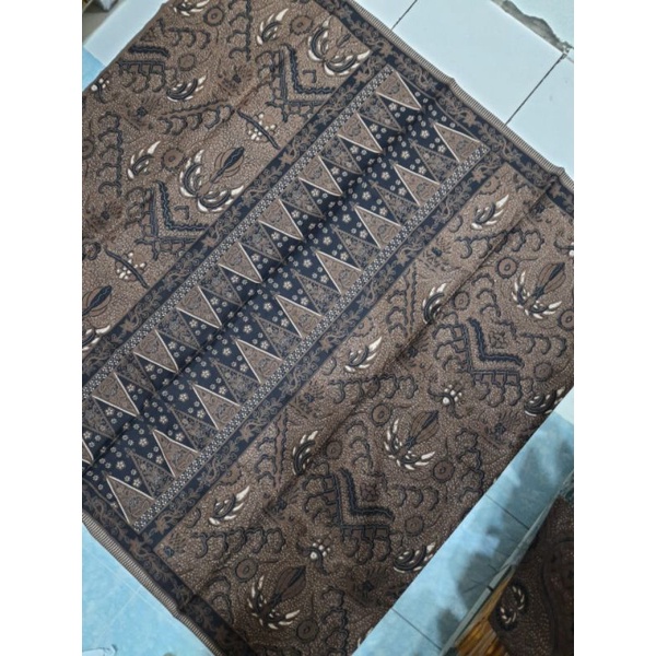 Sarung batik kwalitas bagus batik solo batik sragen batik Indonesia budaya Indonesia batik katun