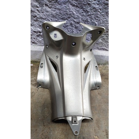 Leksil legshield kontak dek tengah Honda Revo AT original 2nd