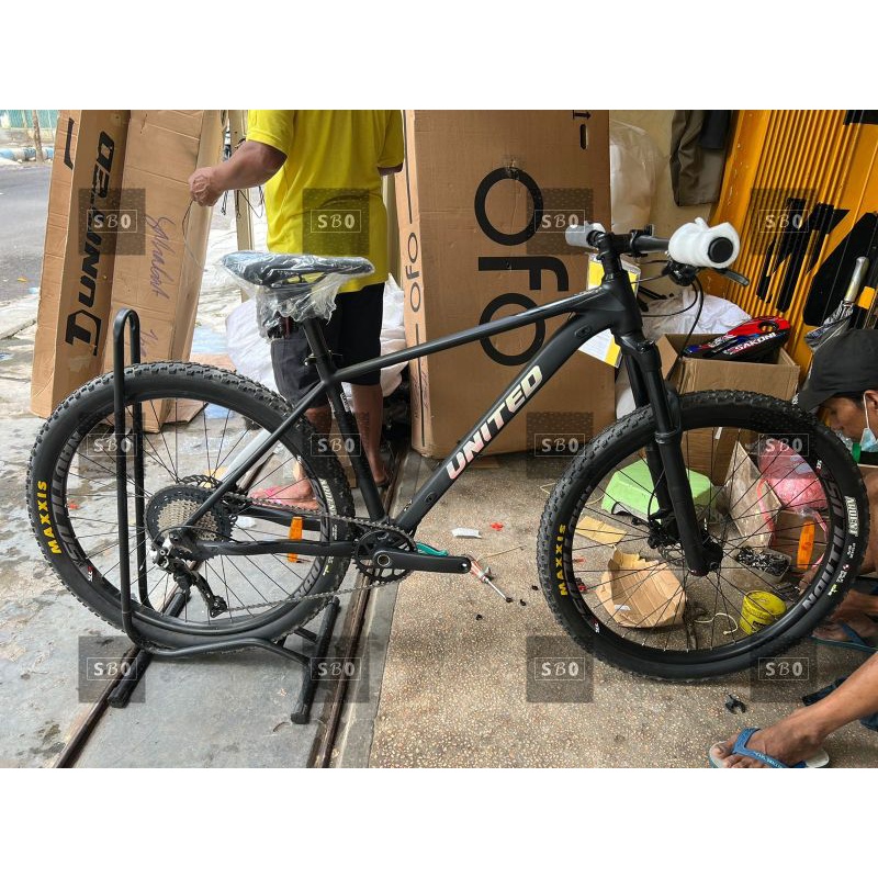 United Clovis 7 Terbaru Free Ongkir Pulau Jawa dan Bali